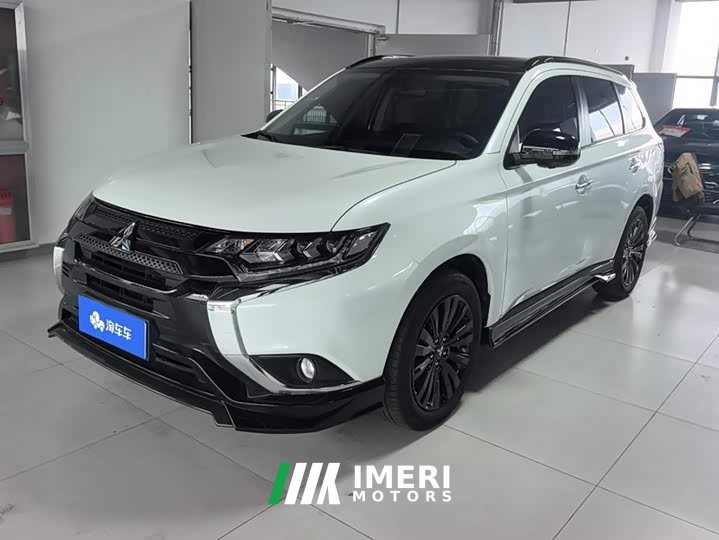 Mitsubishi Outlander 2021 2.4L AWD Radiance Edition 5-Seater - ავტომობილი ჩინეთიდან