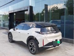 Zeekr Geely Zeekr X Five-Seat Rear-Wheel Drive - ფოტო 3