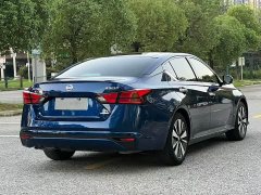 Nissan Teana 2021 2.0L XL Comfort - ფოტო 4