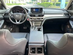 Honda Accord 2018 260TURBO Elite National V - ფოტო 11