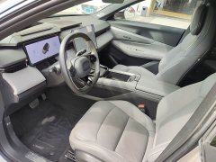 Lynk & Co Geely Lynk & Co 08 EM-P 220km AWD Performance Halo - фото 9