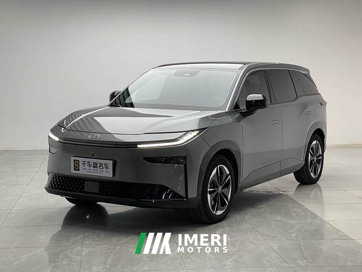Toyota Platinum Smart 3X 2025 520 Pro - ავტომობილი ჩინეთიდან