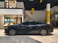 Toyota Avalon Hybrid 2.5L XLE Premium - ფოტო 3
