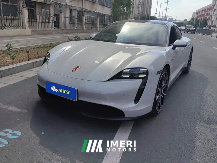 Porsche Taycan Facelift