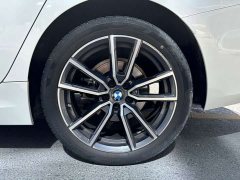 BMW 3 Series 320Li M Sport Package - ფოტო 7