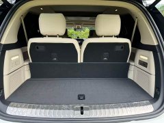 NIO ES8 Six-Seat Executive Signature Edition - ფოტო 14