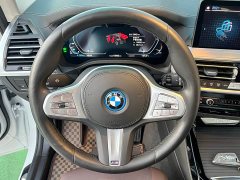 BMW iX3 Premier - ფოტო 17