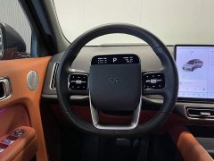 Li Auto L7 2023 Pro - ფოტო 14