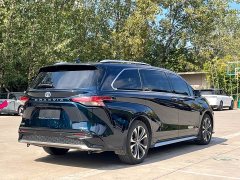 Toyota Grevias 2.5L Hybrid Flagship VIP Edition - ფოტო 7