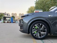 Li Auto L8 Pro - ფოტო 18