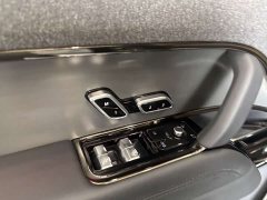 Land Rover Range Rover Sport 400PS Dynamic SE - ფოტო 12