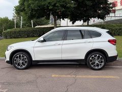 BMW X1 sDrive25Li Premier - ფოტო 3