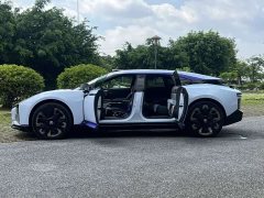 HiPhi Z 2023 City Edition Four-Seater - ფოტო 15