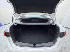 Toyota Corolla 1.8L CVT Luxury - ფოტო 19