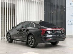 FAW Hongqi H5 PHEV 130 Super Hybrid Edition - ფოტო 10