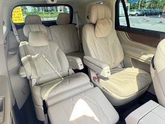 AITO M9 Extended Range Ultra 52kWh 6-Seater - ფოტო 12