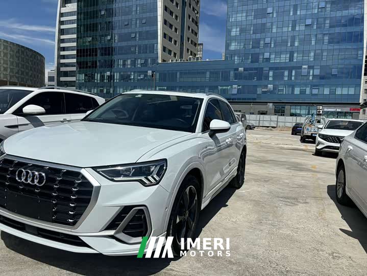 Audi Q3 35 TFSI Fashion Dynamic