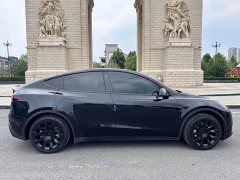 Tesla Model Y 2022 Facelift Rear-Wheel Drive - ფოტო 12