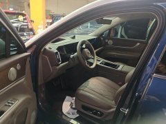 AITO M9 Extended Range Ultra 42kWh 6-Seater - ფოტო 4