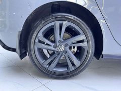 Volkswagen Golf 2023 280TSI DSG R-Line Lite - ფოტო 19