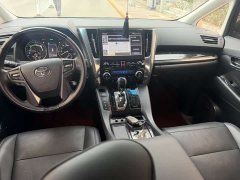 Toyota Vellfire Crown Hybrid 2.5L HV Premium Edition - ფოტო 16