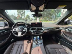 BMW 5 Series 525Li M Sport Package - ფოტო 13
