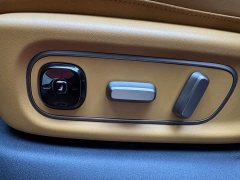Li Auto i6 Four-Wheel Drive Standard Edition - ფოტო 17