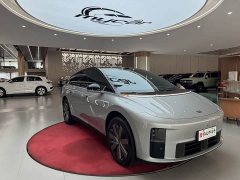 Li Auto i6 Four-Wheel Drive Standard Edition - ფოტო 3