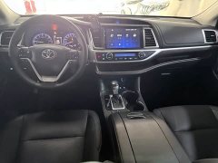 Toyota Highlander 2.0T AWD Knight Edition 7-Seater - ფოტო 13