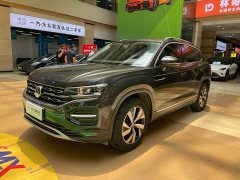 Volkswagen Taos 280TSI FWD Luxury Smart Connected Edition - ფოტო 3