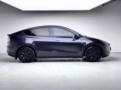 Tesla Model Y 2024 Rear-Wheel Drive - ფოტო 15