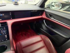 Porsche Taycan 4S - ფოტო 10