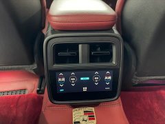 Porsche Taycan 4S - ფოტო 11