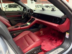 Porsche Taycan 4S - ფოტო 13
