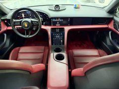 Porsche Taycan 4S - ფოტო 7
