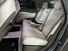 IM Motors Zhiji L7 2022 Dynamic - ფოტო 17