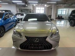 Lexus ES 2023 200 Excellence Edition - ფოტო 2