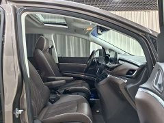 Buick GL8 Land Executive Cabin 652T Luxury - ფოტო 9