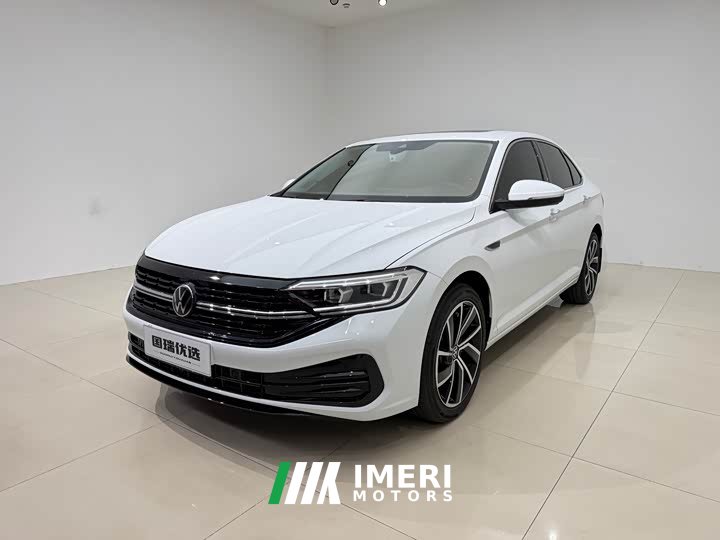 Volkswagen Sagitar 300TSI DSG Excellence Edition