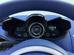 Aston Martin V8 Vantage 4.0T V8 Roadster - ფოტო 14