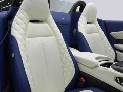 Aston Martin V8 Vantage 4.0T V8 Roadster - ფოტო 19