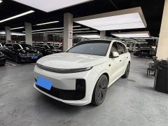 Li Auto L6 Pro - ფოტო 1