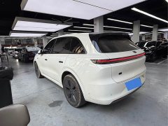 Li Auto L6 Pro - ფოტო 15