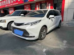 Toyota Sienna 2.5L Hybrid AWD Premium Edition - ფოტო 1