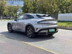 Xiaomi YU7 2025 Four-Wheel Drive Pro - ფოტო 6