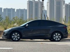 Tesla Model Y 2022 Facelift Rear-Wheel Drive - ფოტო 3