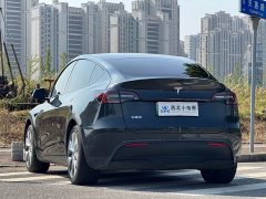 Tesla Model Y 2022 Facelift Rear-Wheel Drive - ფოტო 5