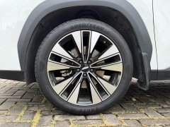 Geely Boyue L Fourth Generation 1.5TD DCT Jinxiu - ფოტო 17