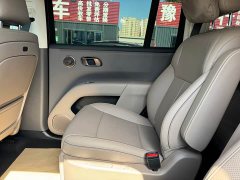 Li Auto i8 Standard Edition - ფოტო 17