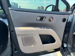 Li Auto i8 Standard Edition - ფოტო 8